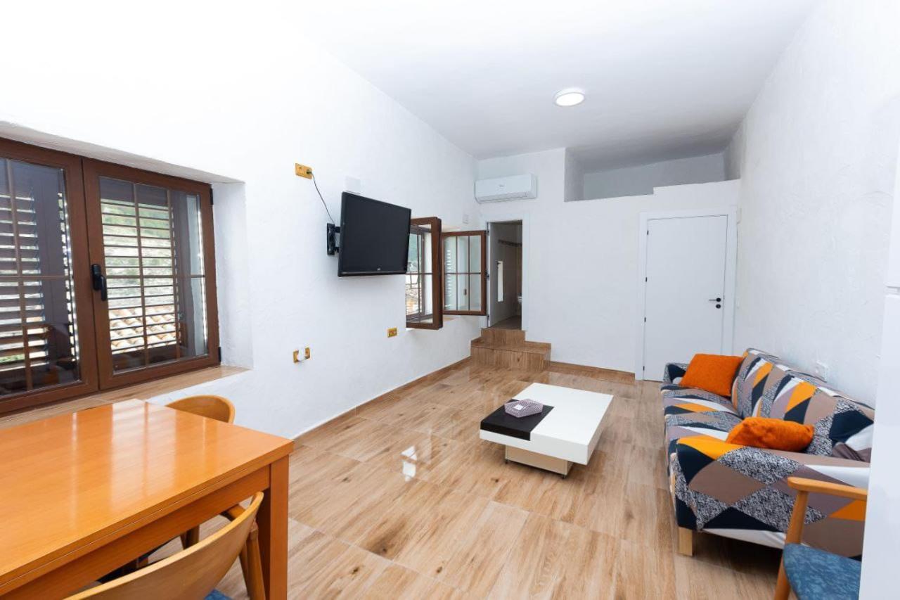 Casa Rural La Cocinilla del Pato Sagasta Alcala del Jucar Esterno foto